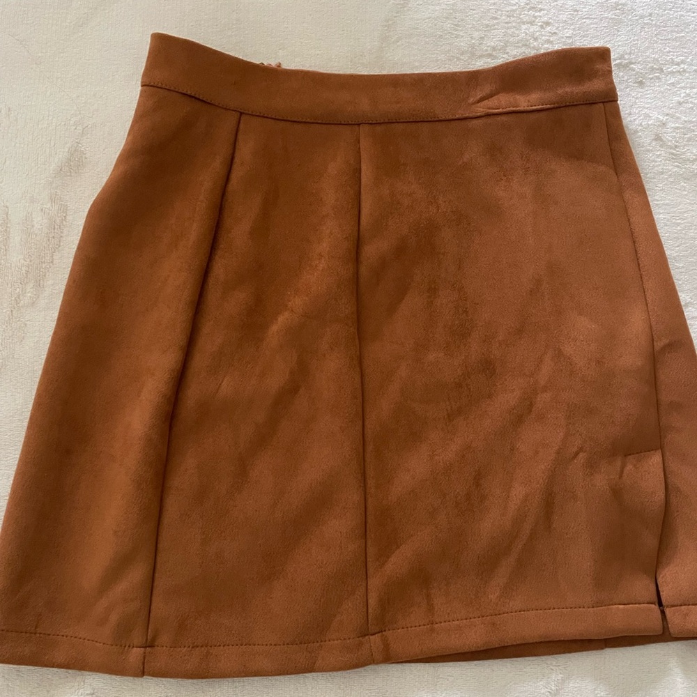 Elegant Tan Women's Skirt